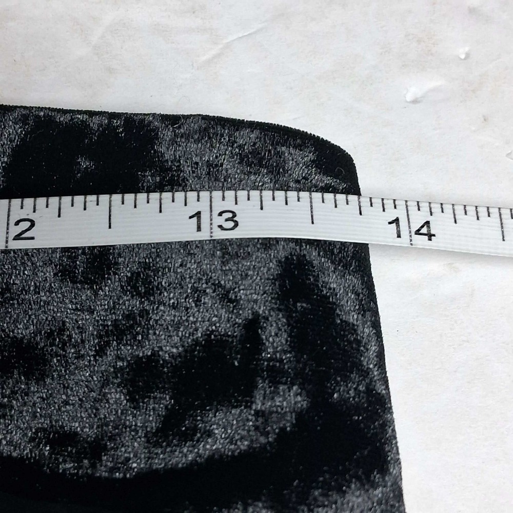 Torrid Black Velvet Crushed Leggings Pants‎ Size 1 - Picture 5 of 6